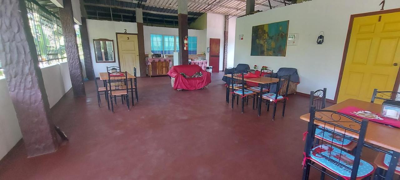 Hostal Don Quijote Llano Grande Luaran gambar